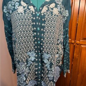 RARE - EUC - Johnny Was Yoko Teal and Cream Embroidered Button Down Shirt